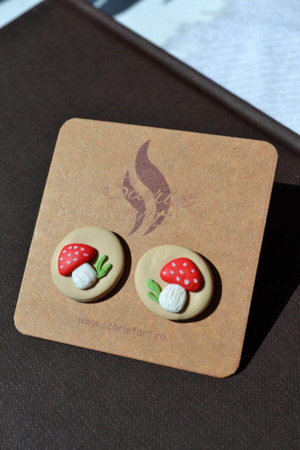 Cercei țintă ciupercuțe