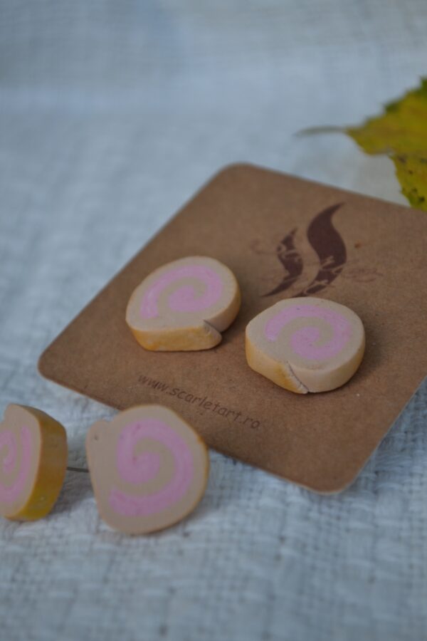 Cercei ruladă cu căpșune