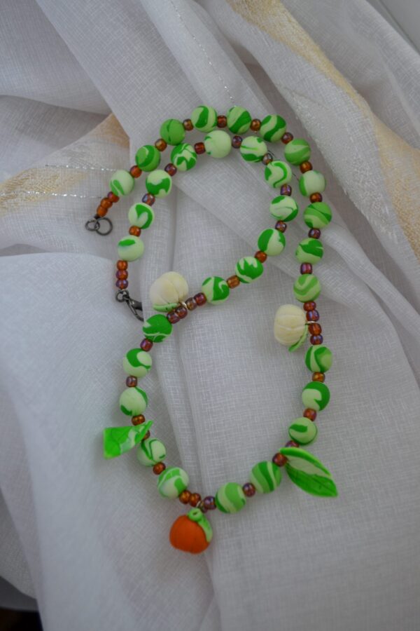 Colier verde cu dovlecei