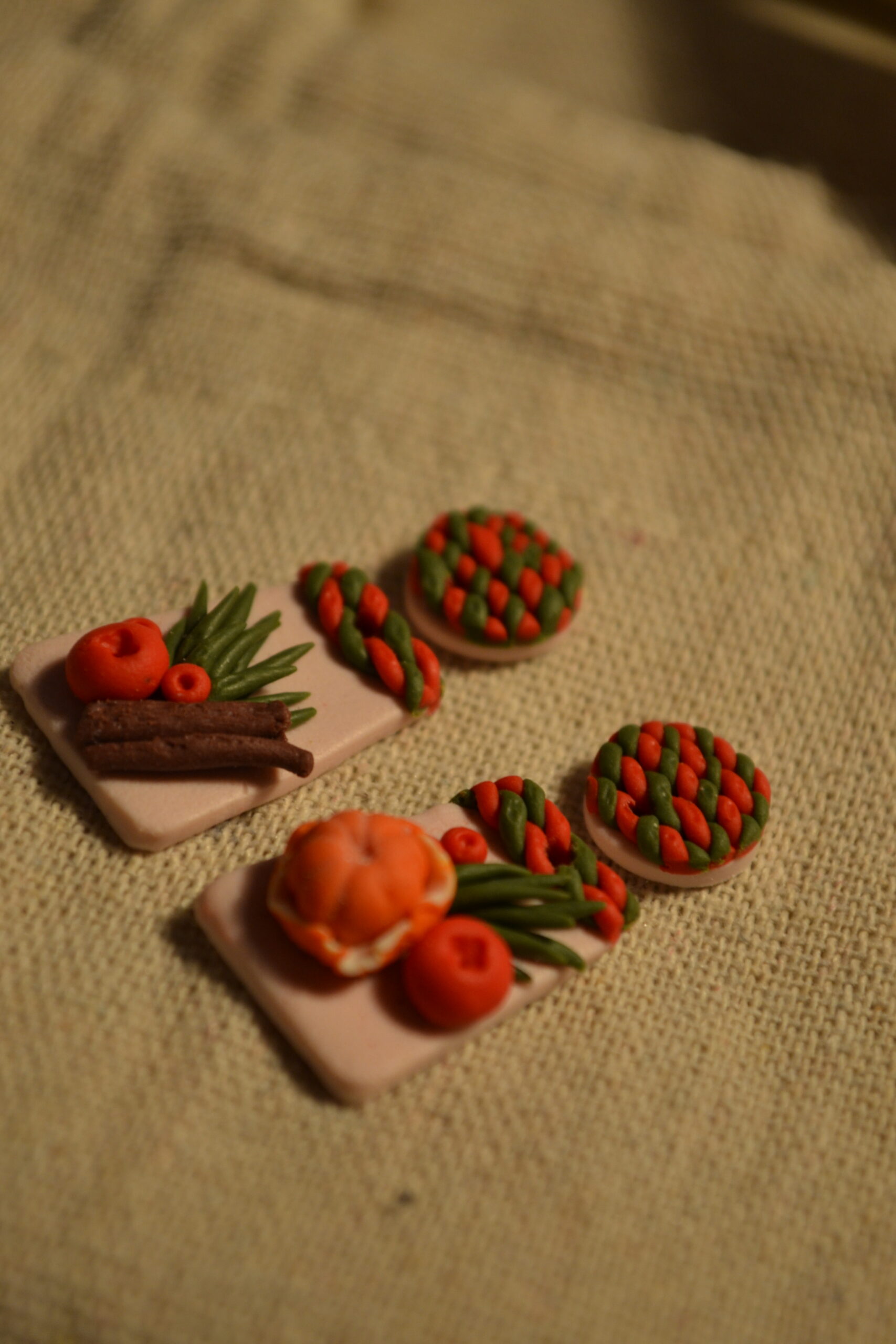 Cercei tricot cu elemente de Crăciun - Imagine 4