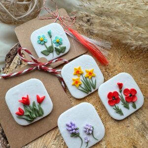 Broșă flori de primăvară galbene - Imagine 4