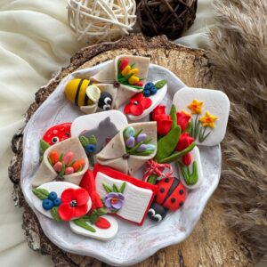 Broșă carte - Imagine 2