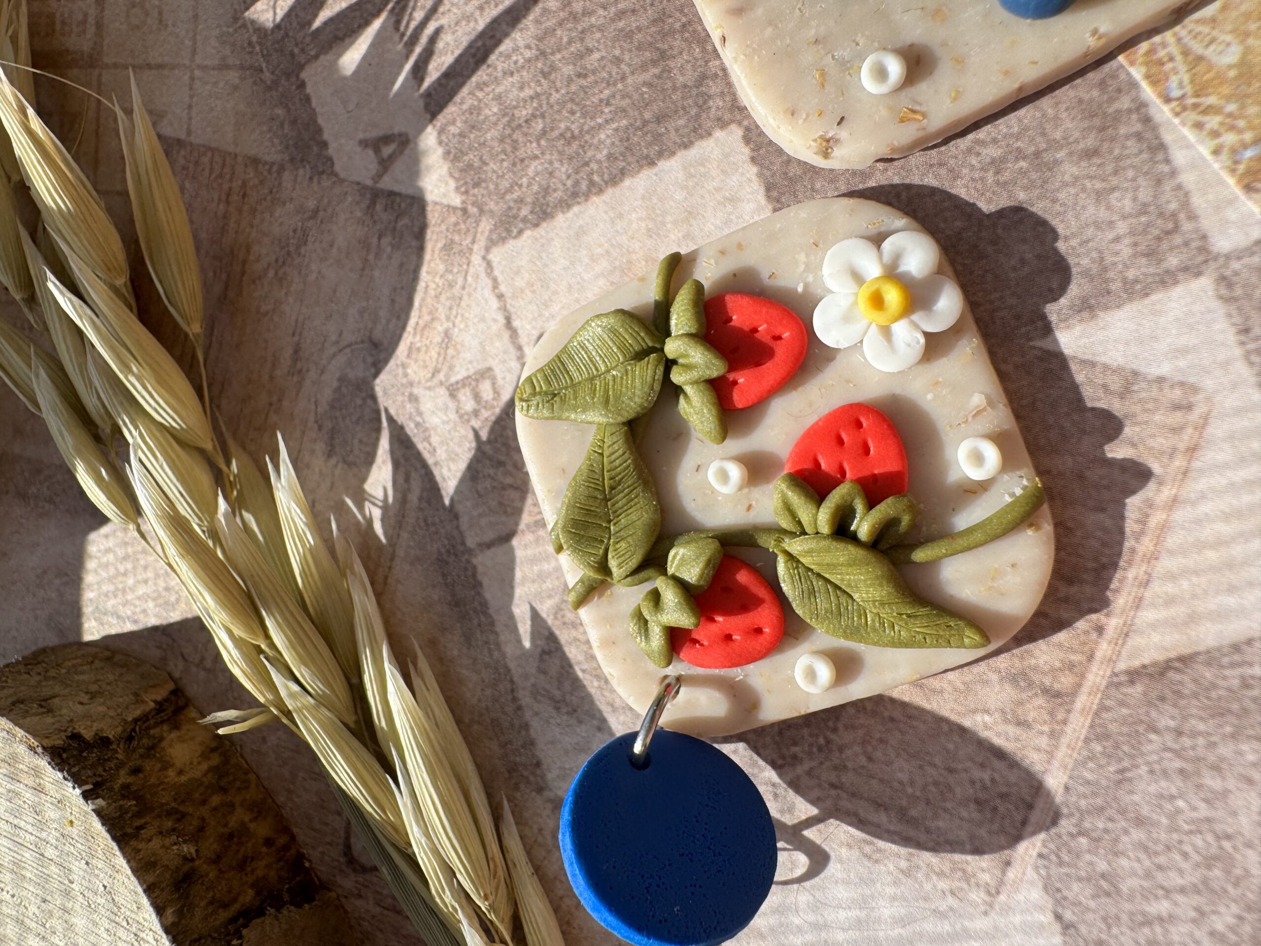 Cercei afine și căpșune - Imagine 2