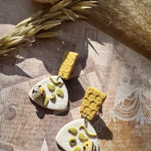 Cercei fagure cu albină